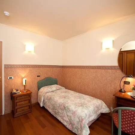 Hotel Splendid Venezia 4*