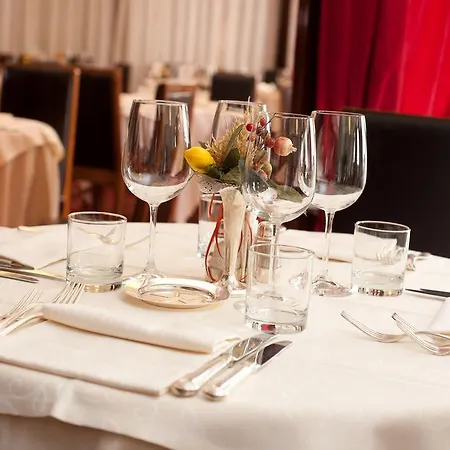 Splendid Venezia Hotel 4*